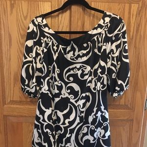 1/2 sleeve Length Black and White Blouse